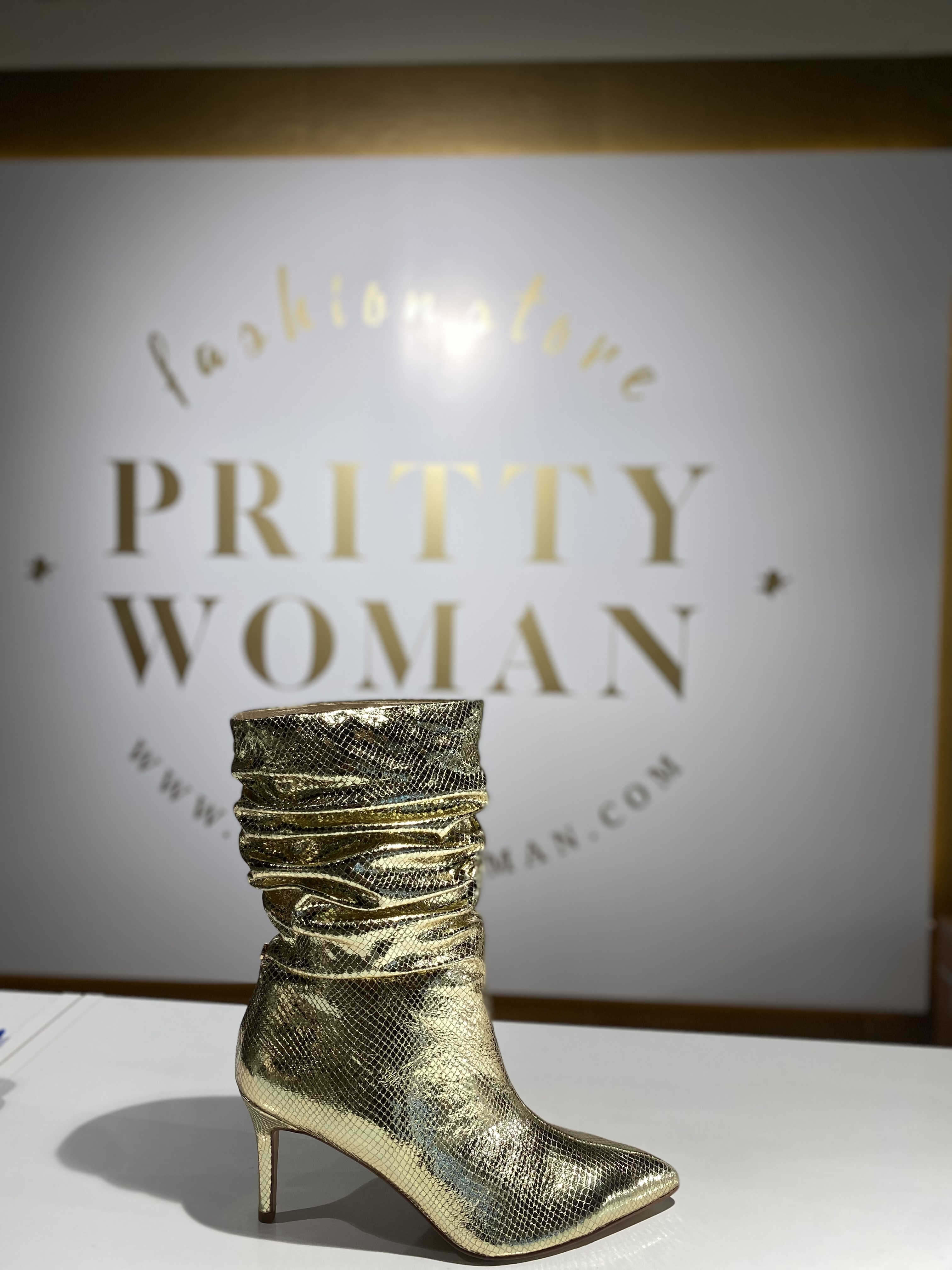 La Strada Gold Snake Pu