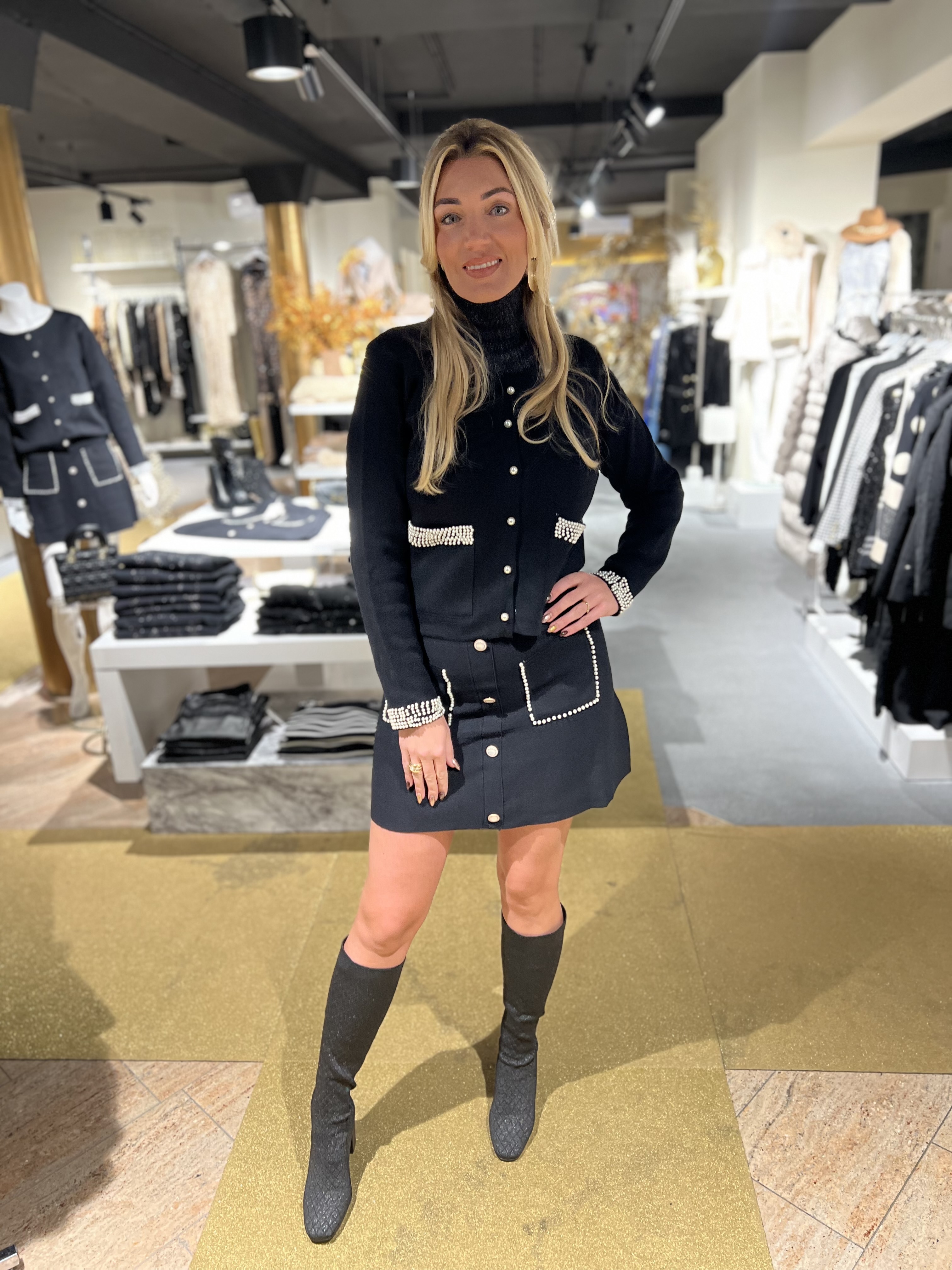 Elsa Rokje Pearls Black