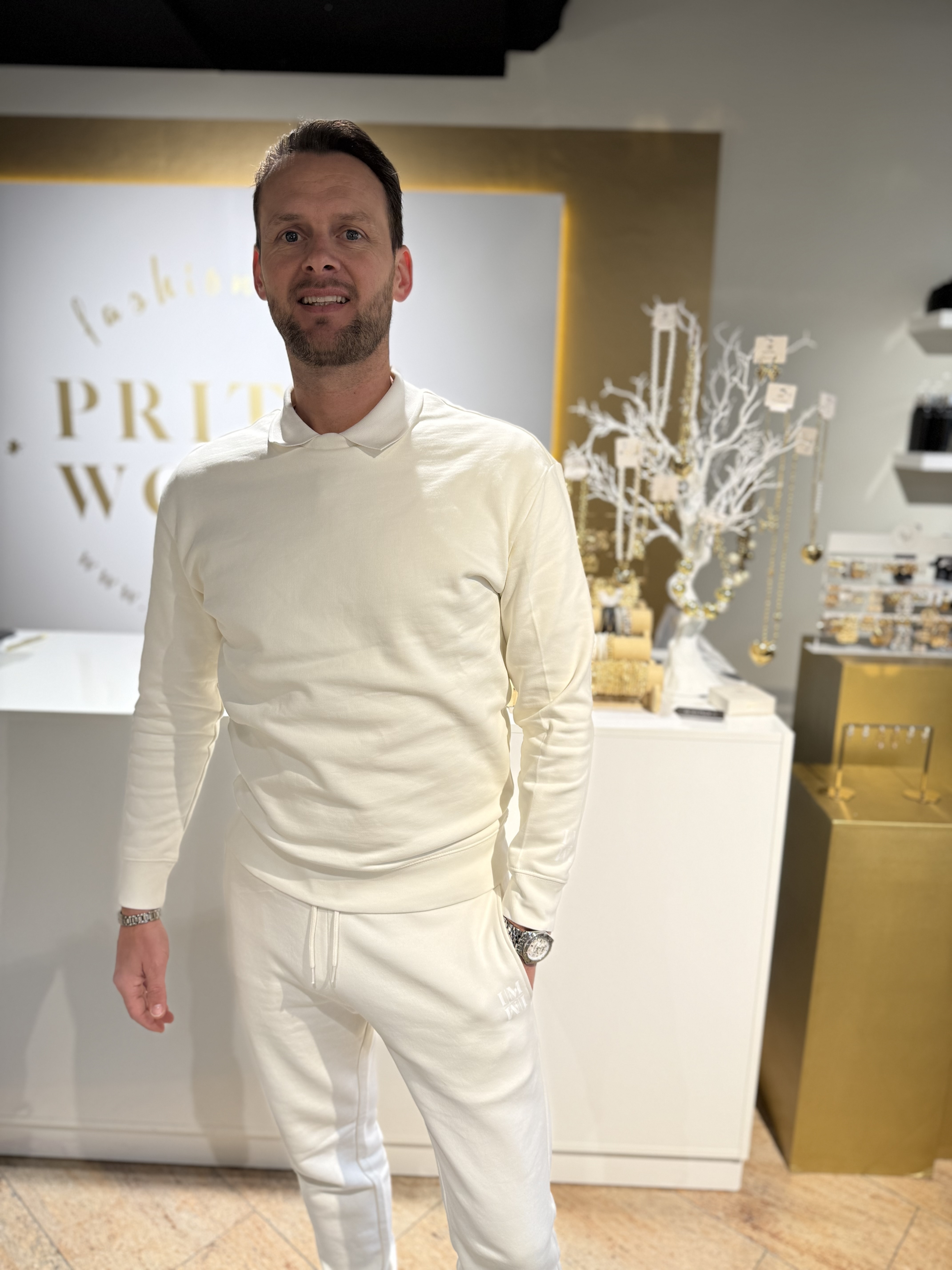 I'M The Label Sweater Niels Creme