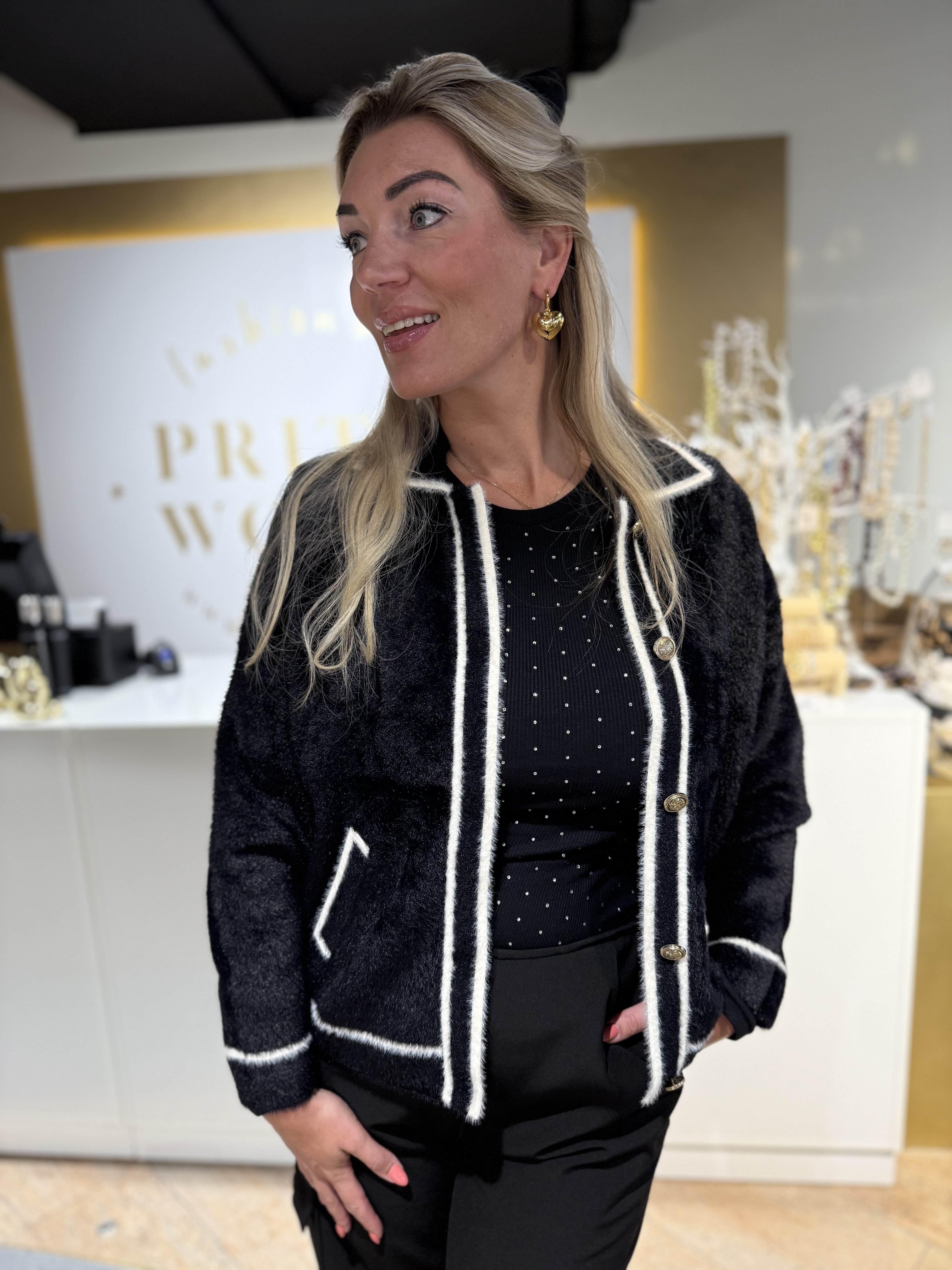 K Design Cardigan Met Knopen Black