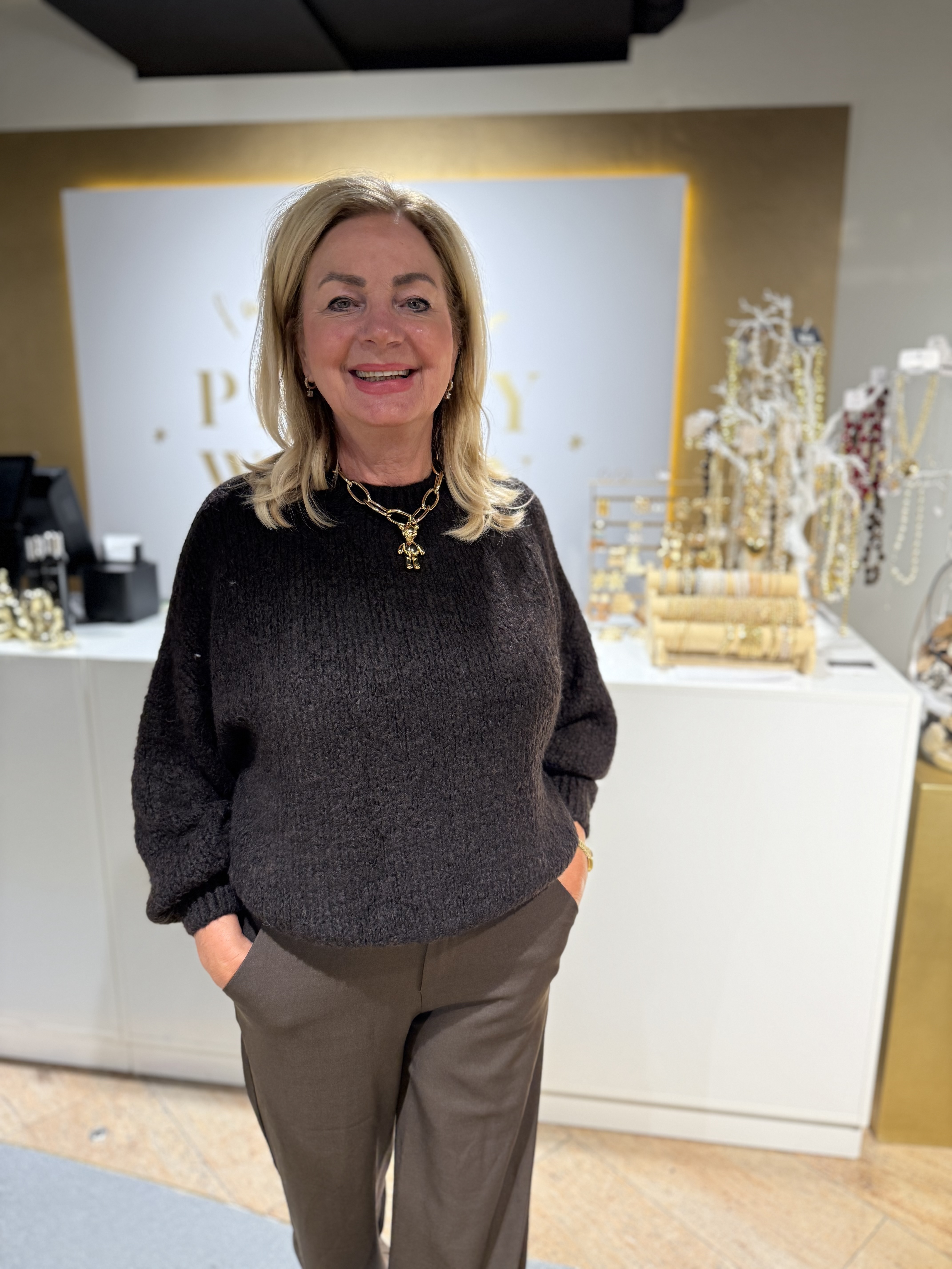 Liva Sweater Chocolate Brown