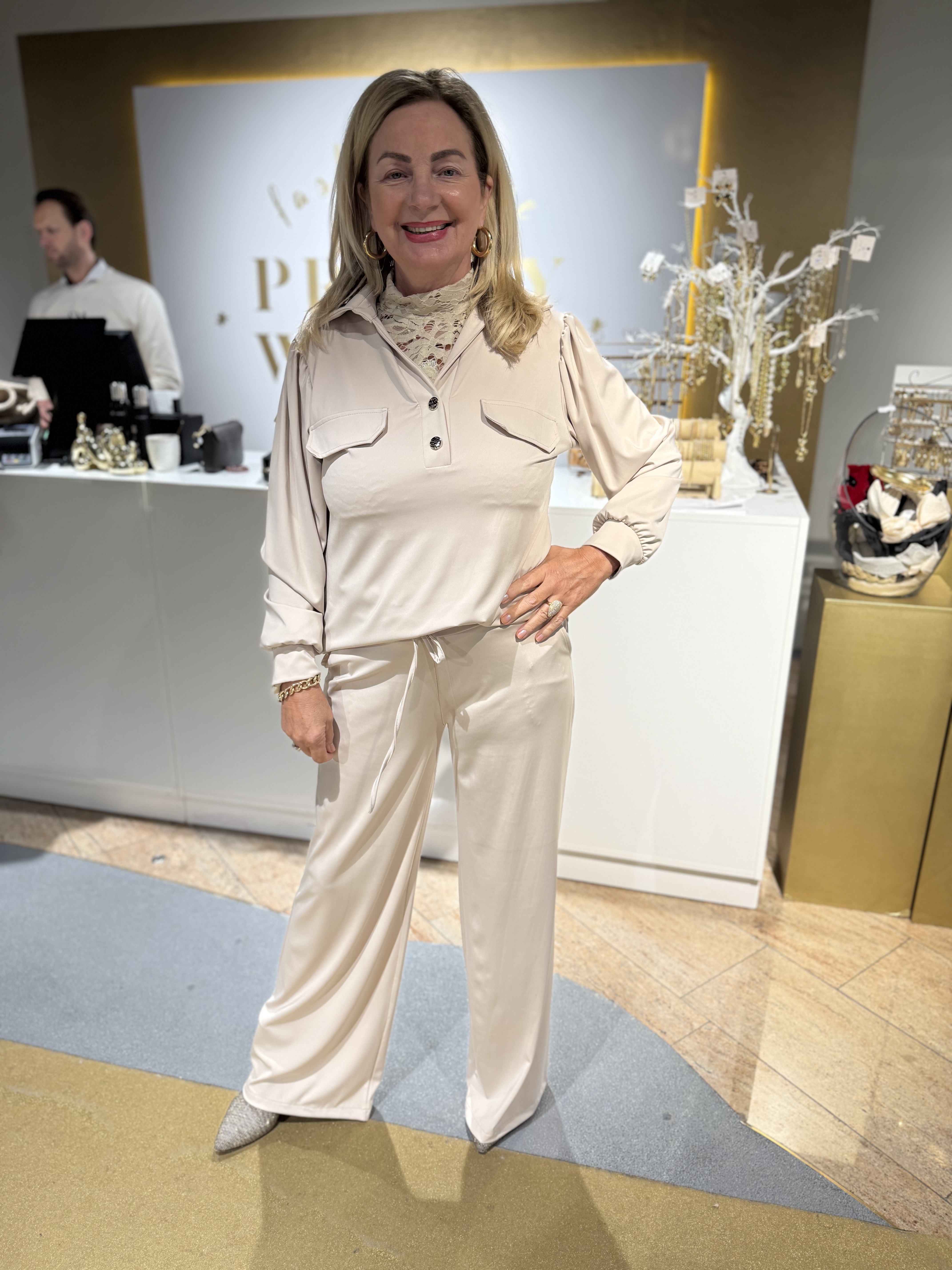 Travel Blouse Angela Beige